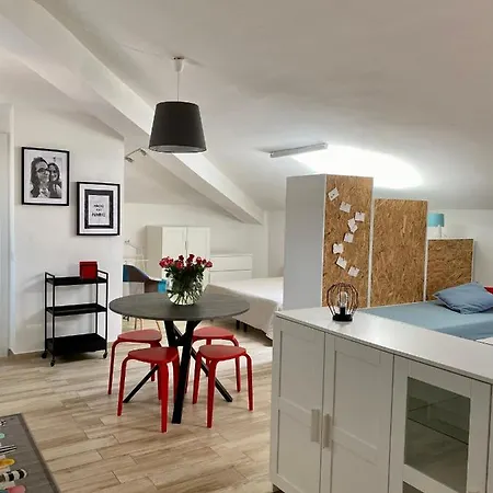 Loft Del Corso شقة ماتيليكا